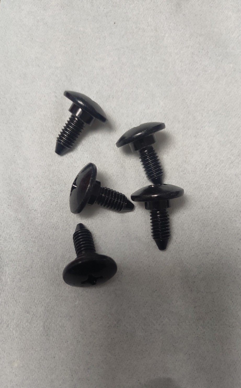 轻骑铃木UU125T-2优友/UY125T踏板摩托车座箱头盔箱固定螺栓