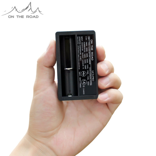 在路上uc3type-cusb车载充电器