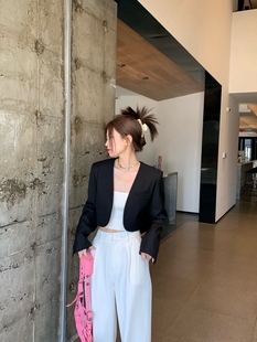 短款 西裝 外套女2023春夏新款 氣質高級設計感小眾休閑西服 黑色法式