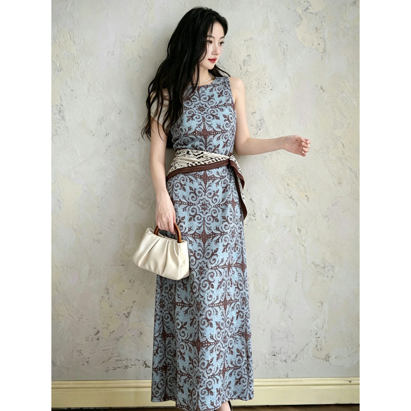 复古印花无袖连衣裙女2026夏季
