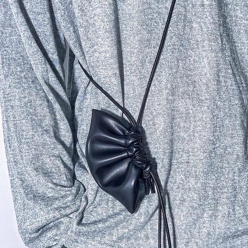 店主随性开发散步小包褶皱云朵包