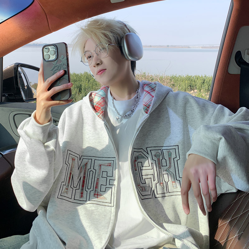 【满两件包邮】2025秋季新款青少年港风刺绣卫衣情侣百搭开衫外套