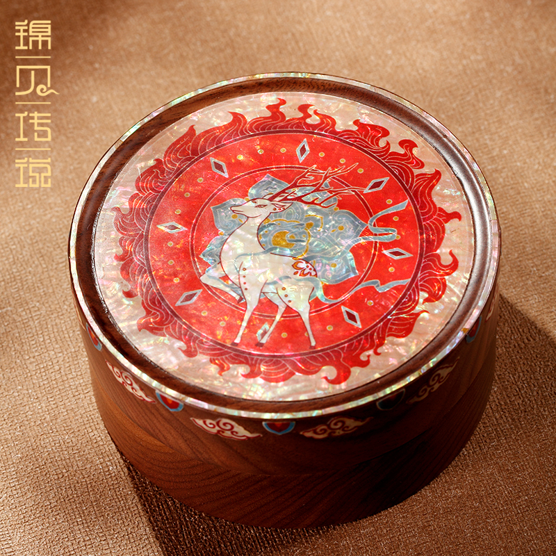 九色鹿胡桃木圆盒锦贝传说