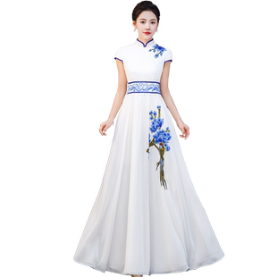青花瓷大合唱团演出服女长裙2026新款走秀旗袍主持人朗诵表演礼服