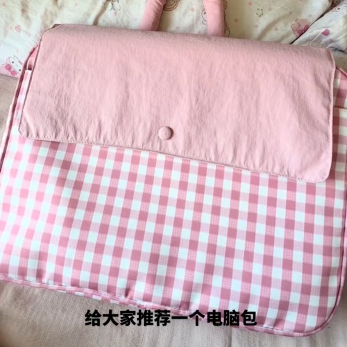 小清新粉格减震气囊电脑双肩包