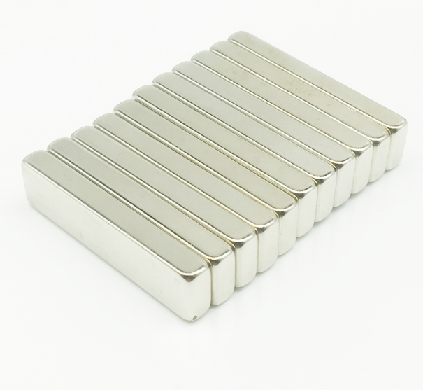 超强磁铁 长方形40x8x5mm 吸铁石 磁钢 钕铁硼 强力磁铁40*8*5MM
