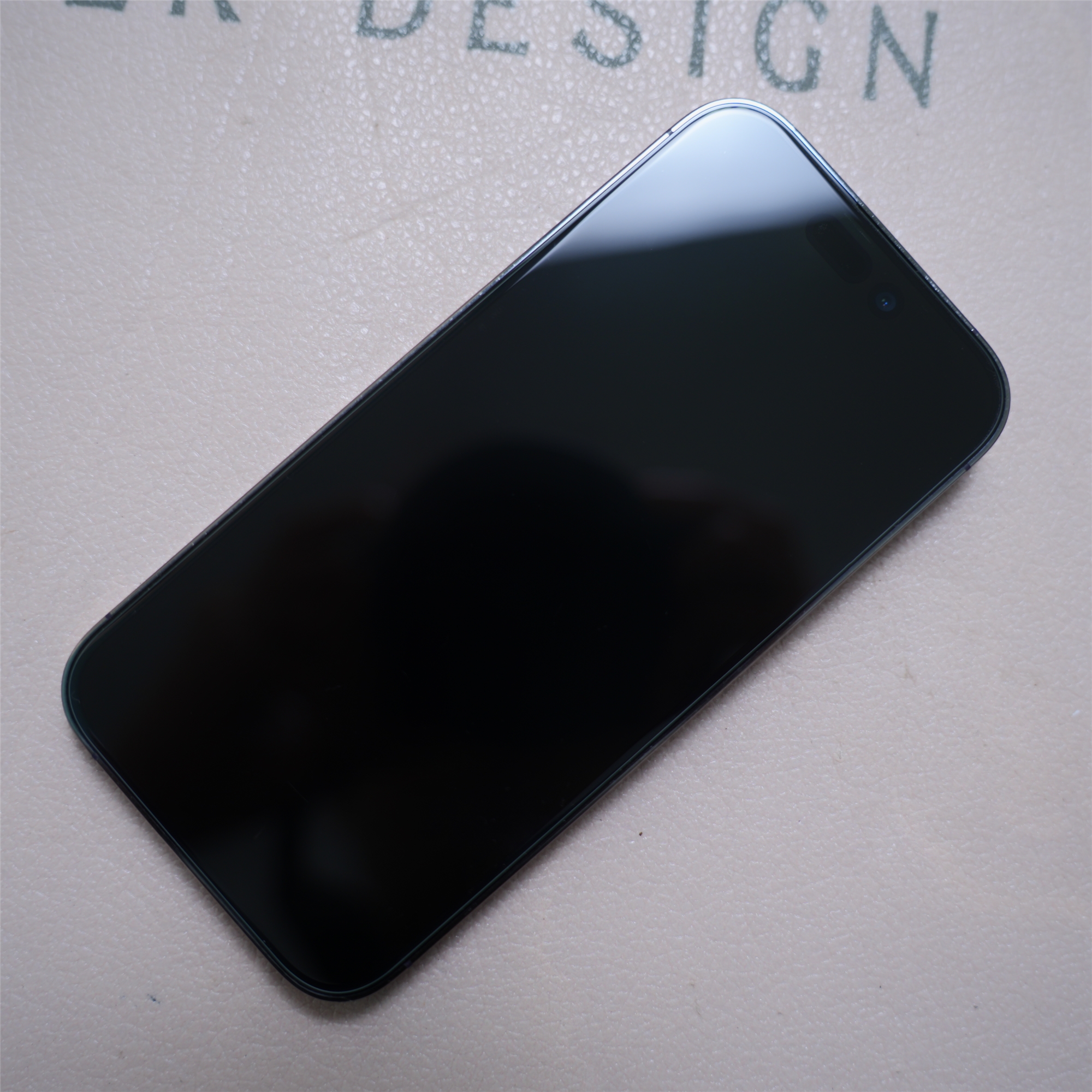 FY【六孔定位除尘盒：高清 /AR增透】 适用于Iphone16E/苹果14pro/ 13pro 全系大覆盖 大弧边高铝玻璃钢化膜