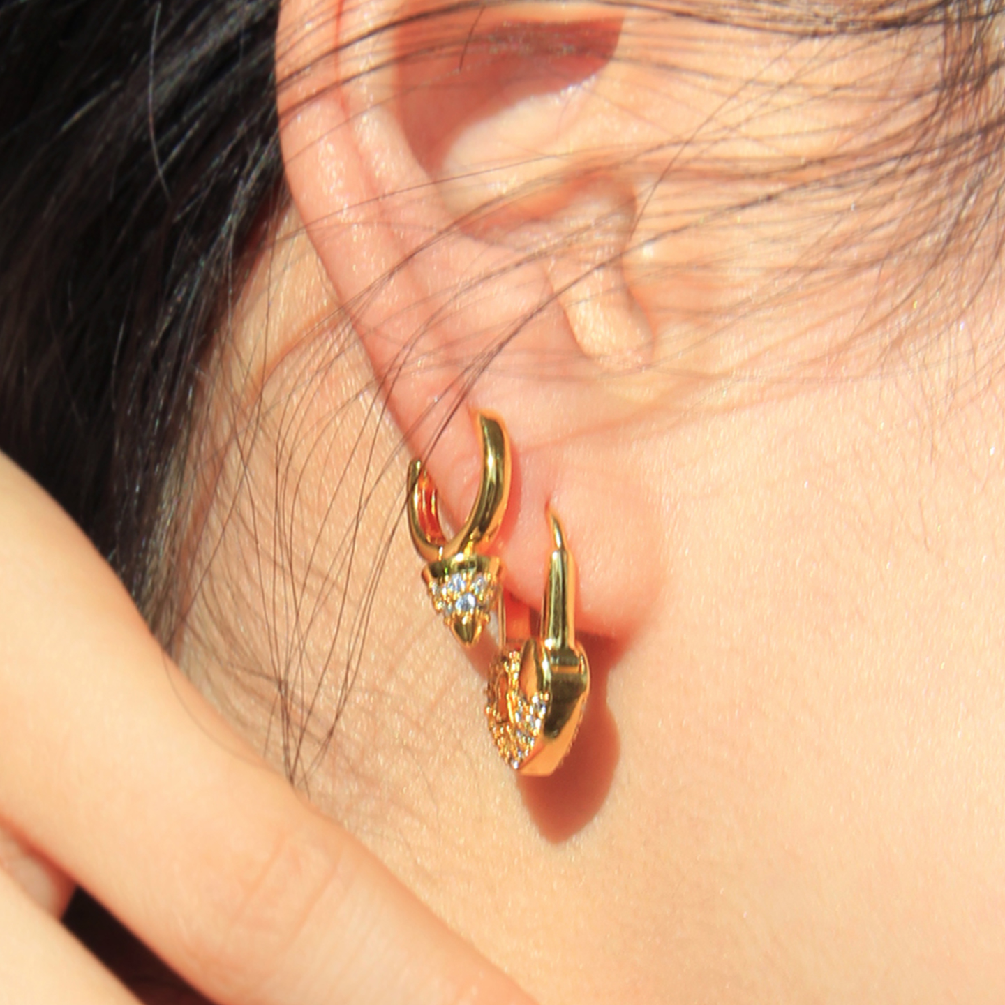 欧美极简冷淡风法式复古小铆钉爱心锁扣迷你镶钻镀金色耳扣耳环女