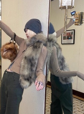 废土风时尚洋气高档围巾披肩两用25新款流行韩系棕色皮草围巾女冬