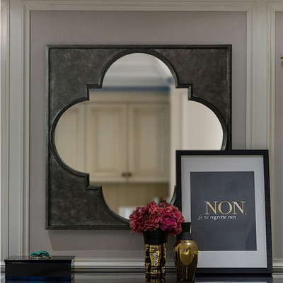 简约样板间艺术装饰镜