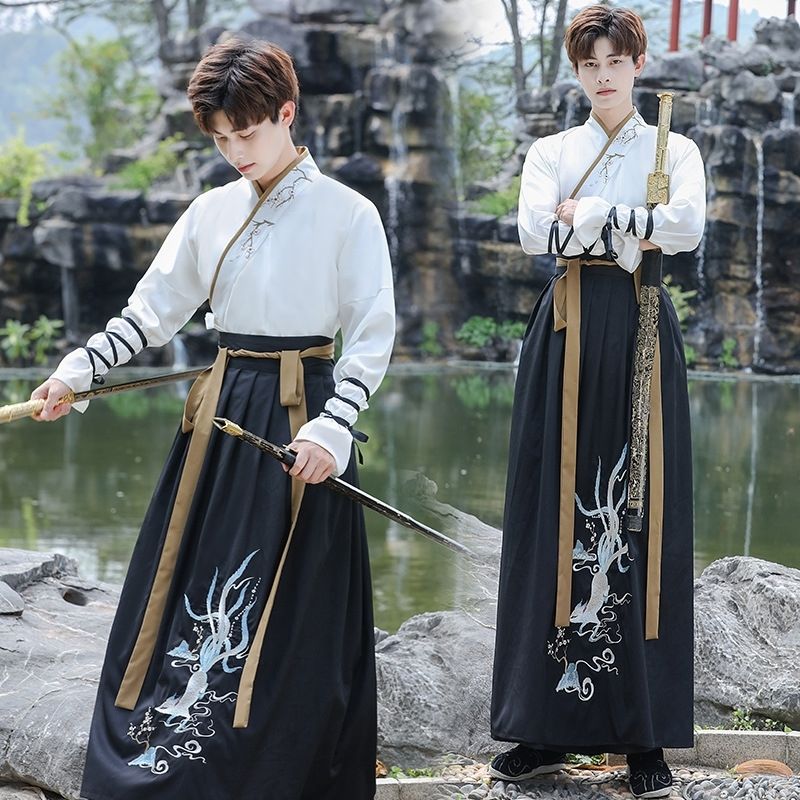 汉服男武侠风学生刺绣班