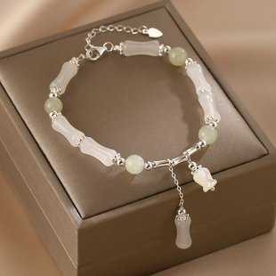 S925纯银新中式铃兰花竹节和田玉手链女国风手串轻奢小众精致手饰