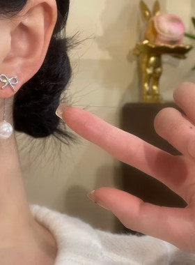 后挂式仿锆石蝴蝶结流苏珍珠耳环