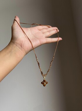 秋冬复古美拉德仿虎眼石四叶项链