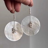 新中式 仿施家珍珠贝壳圆片耳环清冷感精致耳坠小众轻奢高级感耳饰