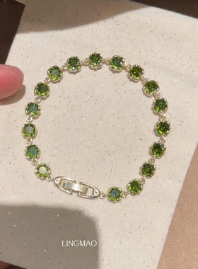 森系爆闪绿色方糖仿锆石手链气质