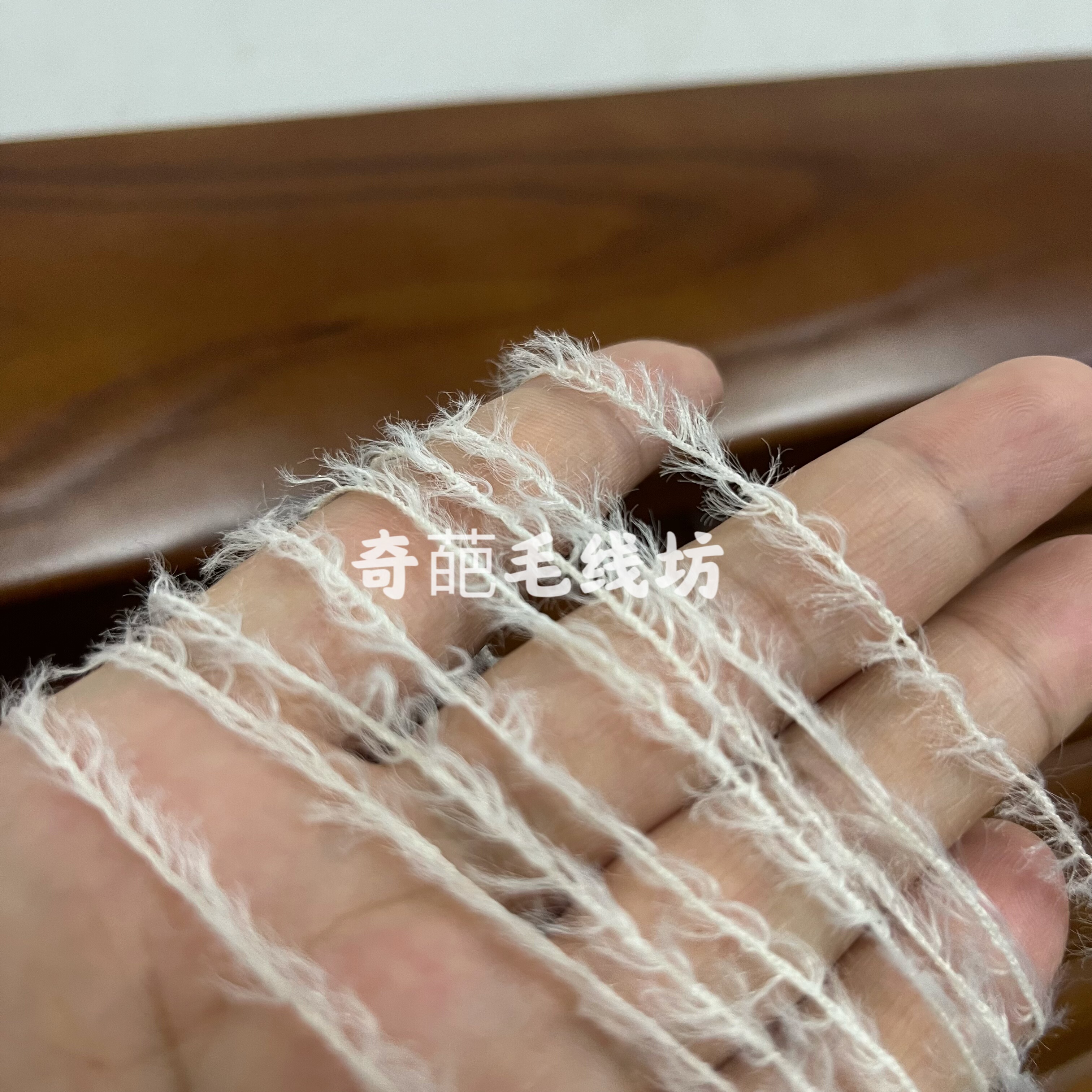 标价是一斤价格 羽毛纱系泰迪卷卷毛 柔软手工编织毛衣外套满包邮