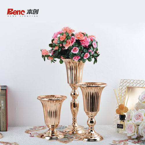 本创简约现代铁艺金属婚礼桌花器