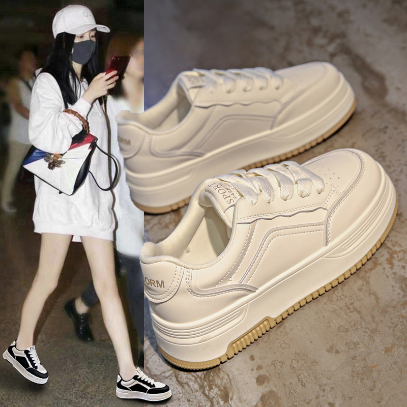 板鞋女爆款2025春秋新款厚底百搭今年流行休闲运动小白鞋面包鞋子