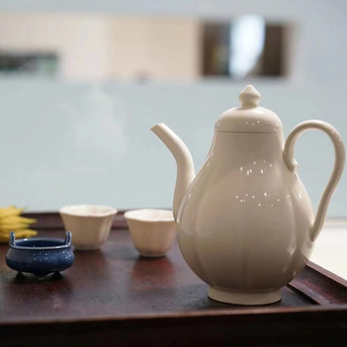 【有余意TEA】白瓷瓜棱手工壶550ml