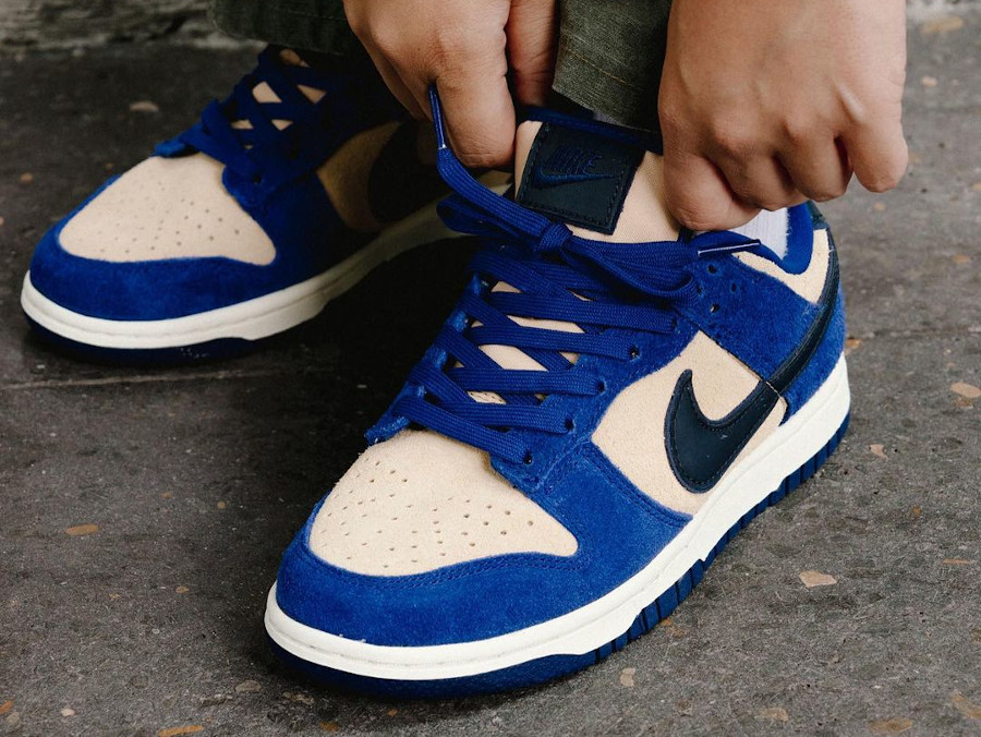 Nike/耐克 Dunk Low 蓝粉男女低帮运动休闲板鞋DV7411-400