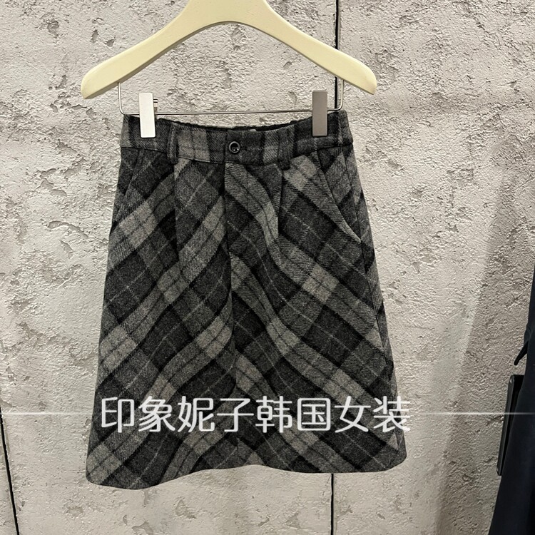 【现】韩国进口2026冬季新款时尚撞色半身裙双口袋休闲日常短裙女