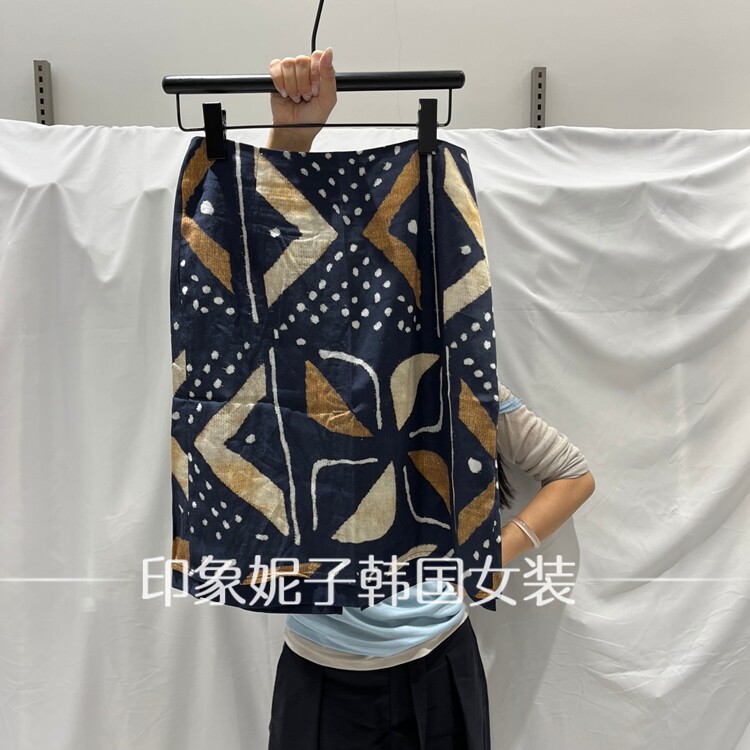 欧洲站2026秋季新款几何印花半身裙女高腰显瘦短裙开叉A字裙