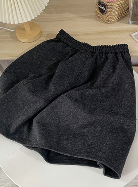 SA小树2025冬梨形身材毛呢花苞裙miu系遮胯显瘦蓬蓬中长伞裙潮