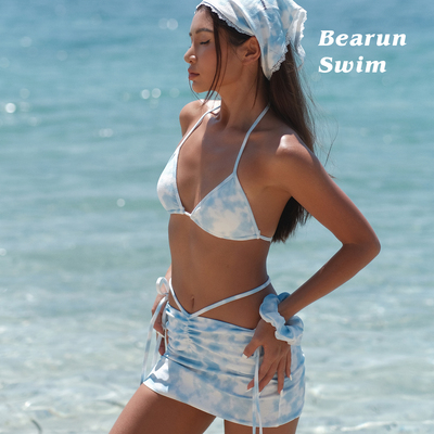 BEARUN SWIM 蓝色扎染小胸比基尼2025新款辣妹海边聚拢泳衣三件套