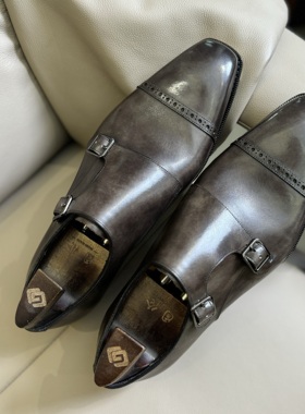 固伦新款博物馆铁灰色孟克套脚方头手工固特异缝线头层皮底正装