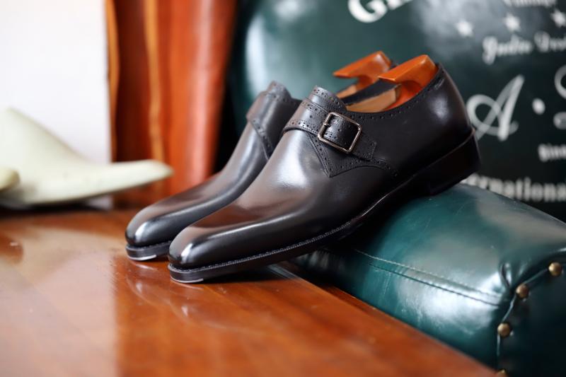 固伦春季青年头层真皮定制男鞋