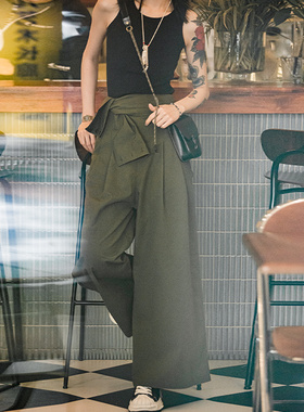 马登军绿色工装休闲高腰阔腿裤独特腰头收腰显腿直垂感背带裤春女