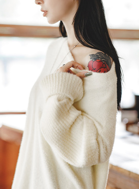 马登仿羊绒软糯慵懒新年毛衣白色兔毛秋冬内搭针织衫日系上衣女