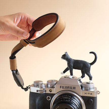 相机快拆手腕带适用富士XT5xs20佳能R6尼康手绳索尼a7c2挂绳真皮