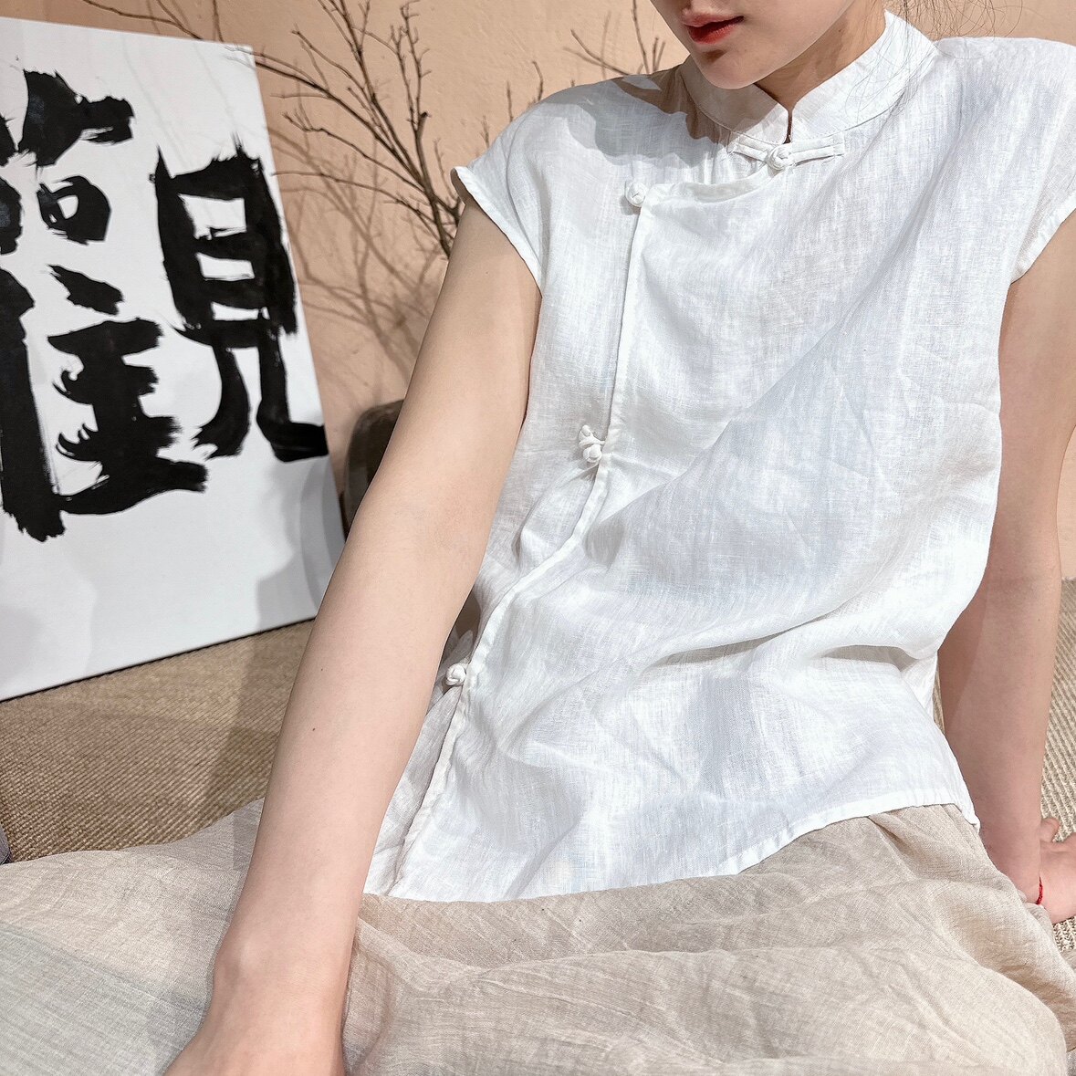 文艺纯色百搭背心气质茶服