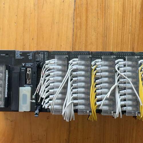 可维修PLC PA202 CJ1M-CPU22 ID21，欧姆龙模块
