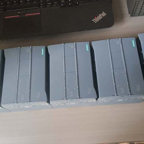 可维修西门子PLC 6ES7 215-1HG40OXBO议价