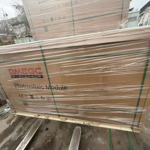 可维修DMEGC 735W，双玻光伏组件