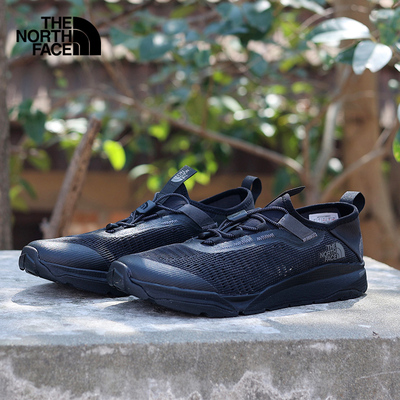 北面男士轻便透气快干溯溪鞋