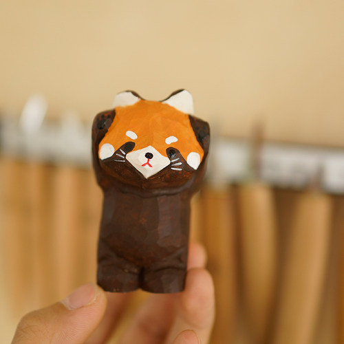 木刻自习室木雕小熊猫战损摆件