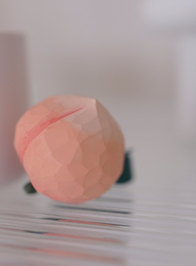 OHE原创ins木刻桃子可爱摆件七夕送女友挂饰创意女生生日礼物礼品