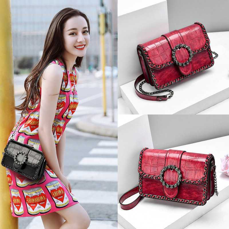 今年流行的小包包女2020新款小方包斜挎包迷你链条包单肩包酒神包
