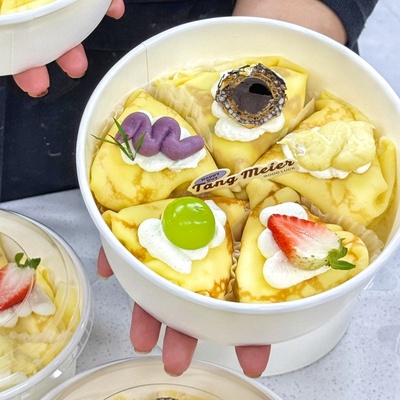 网红香蕉可丽卷一次性包装盒打包盒摆摊盒带盖子蛋糕甜品分装纸盒