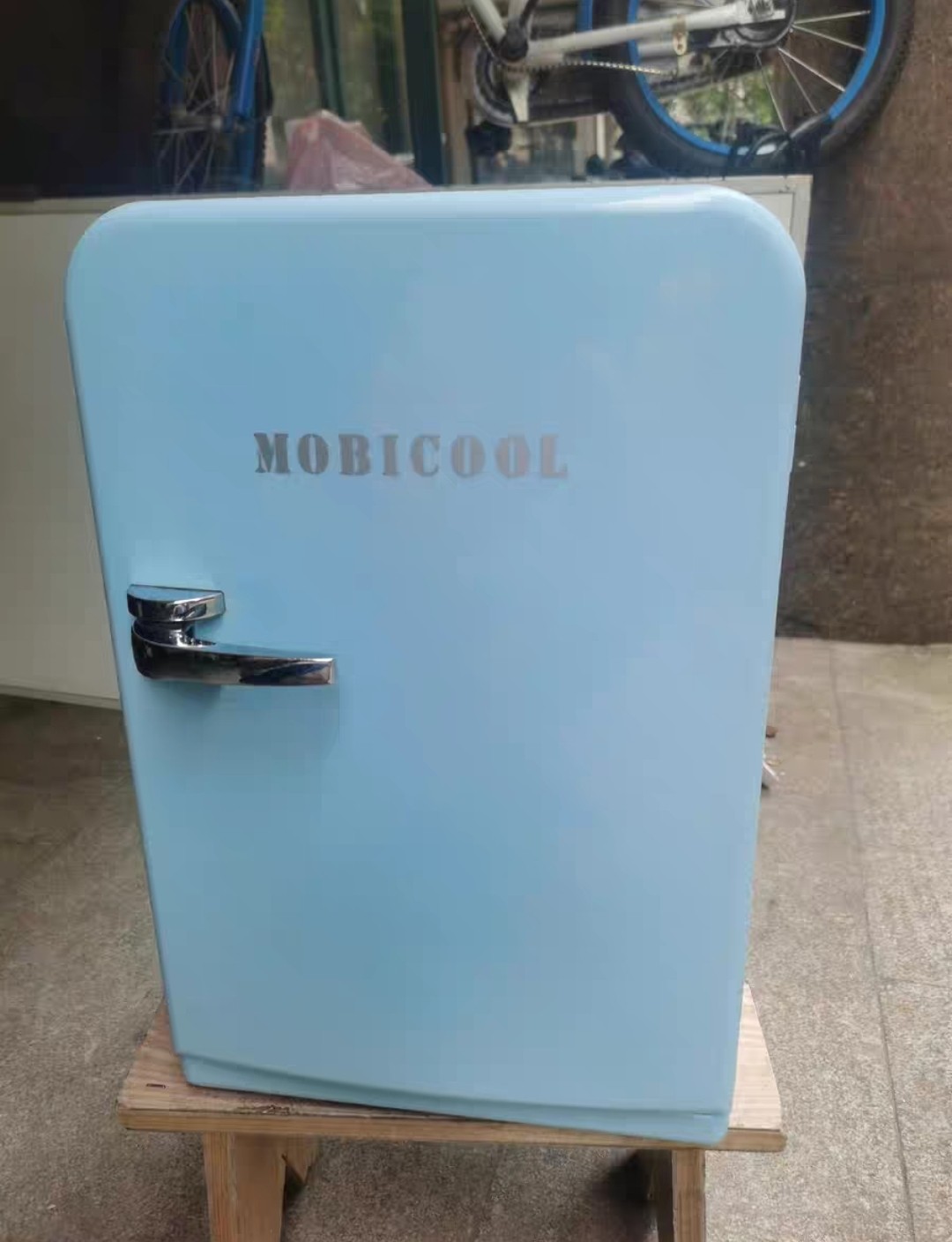 美固MBF12车载冰箱MOBICOOL 12V车载冷暖箱户外保温箱保冷箱