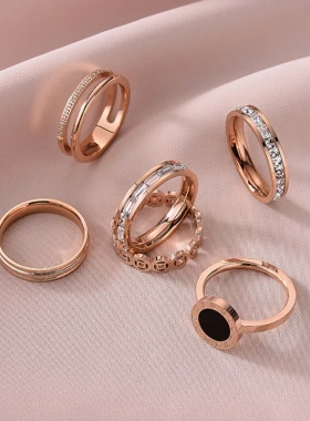 欧美热款钛钢戒指女ins简约18k玫瑰金钛钢指环复古情侣尾戒潮首饰