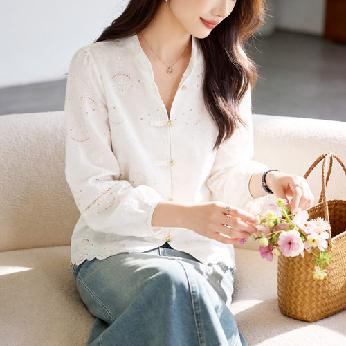 天丝莱赛尔杏色绣花衬衫女长袖2026春秋装新款新中式国风刺绣衬衣