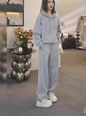 灰色休闲运动套装女冬季新款2025法式时尚宽松显瘦通勤穿搭一整套