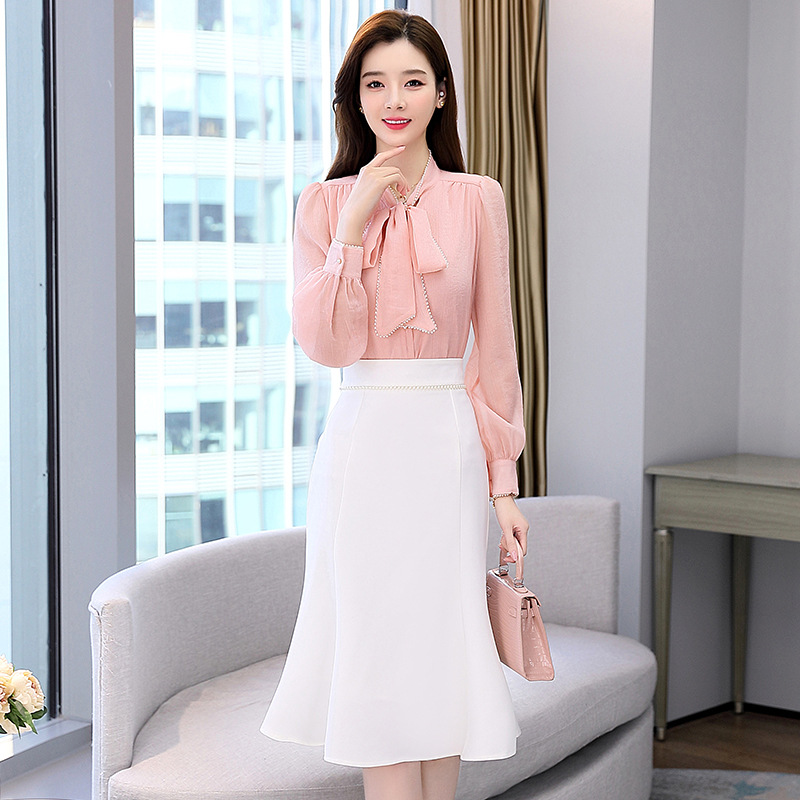2025秋季新款简约大方透气高腰半裙百搭小衫今年流行两件套
