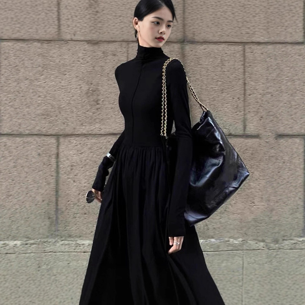 欧洲站秋冬季高领针织连衣裙气质收腰过膝长裙打底内搭黑色毛衣裙