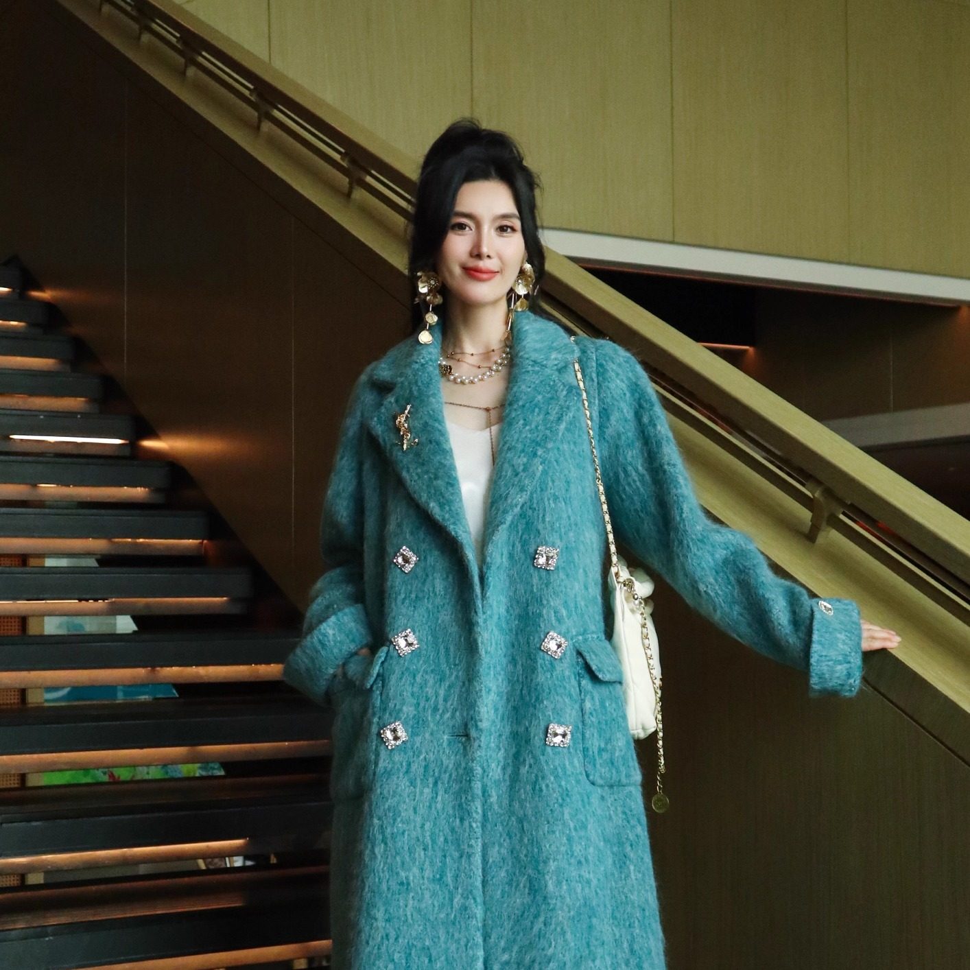 高级感双色湖蓝气质名媛千金风宽松慵懒翻领精致长款羊毛大衣女冬